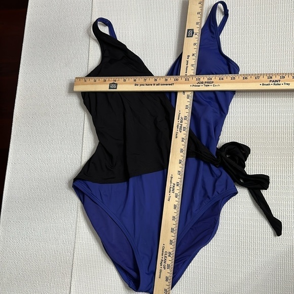 Coco Reef Contours Appeal Shape-wear One Piece Swimsuit 14/38D Cross-Over Tie - Picture 13 of 16